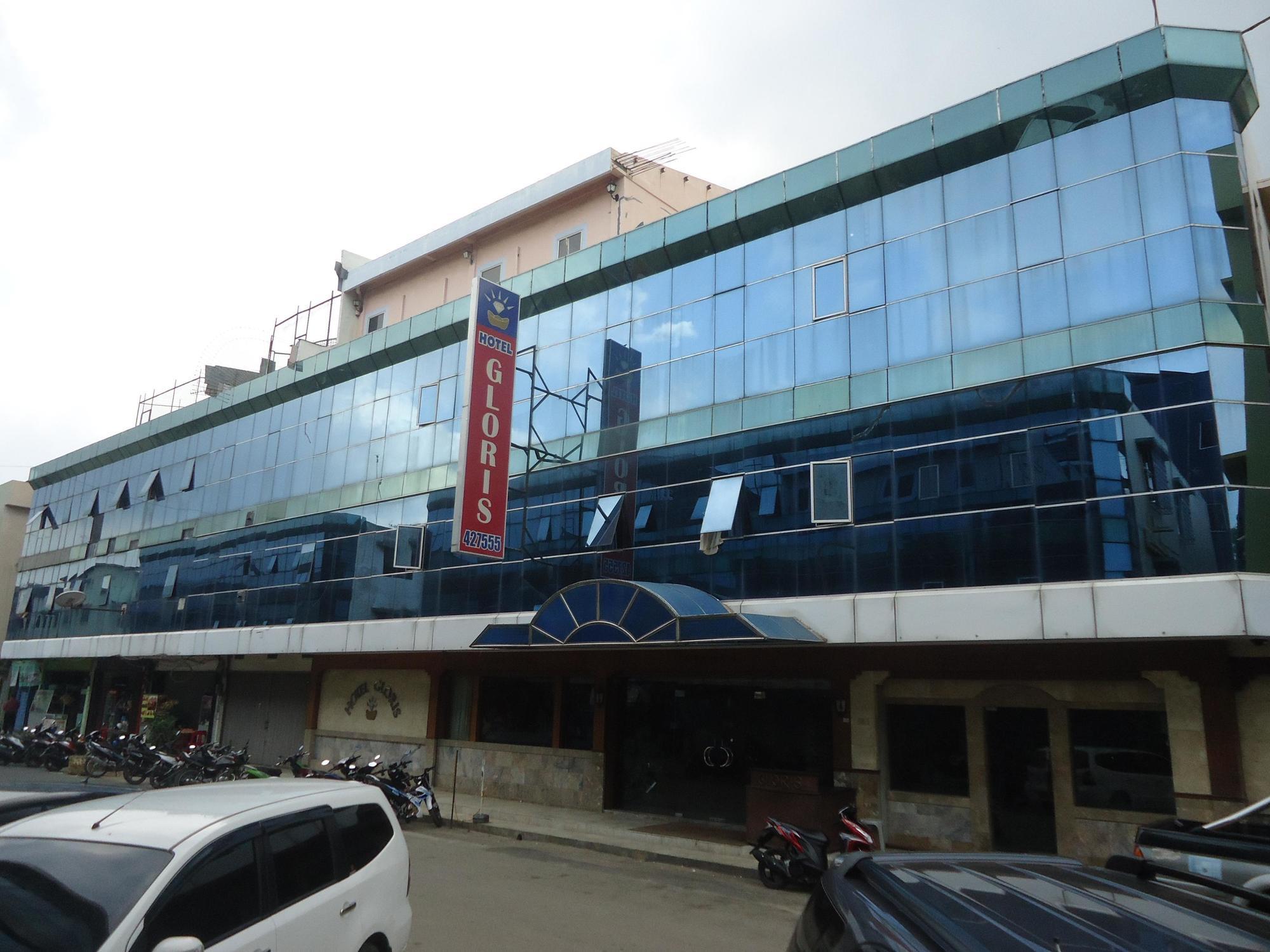 Hotel Gloris Batam Экстерьер фото