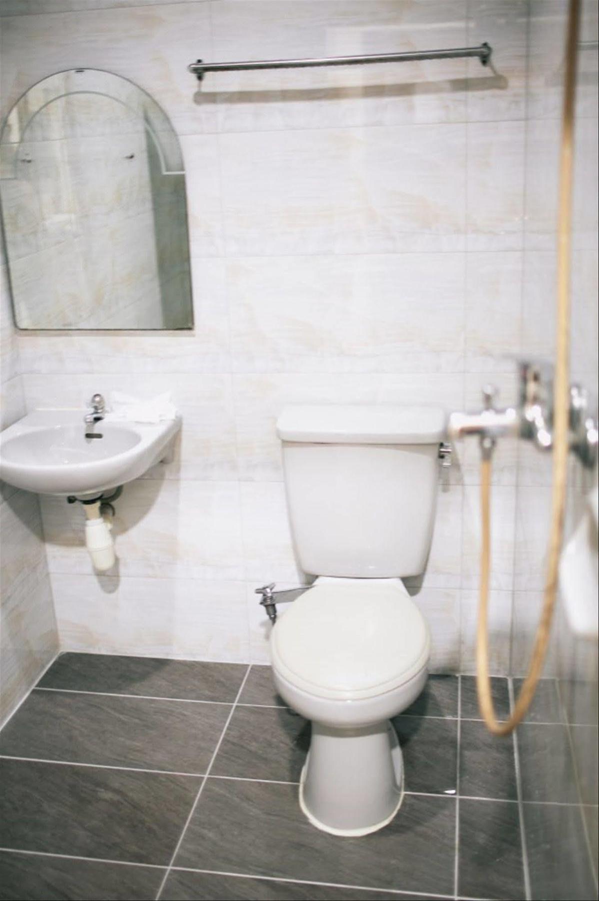 Hotel Gloris Batam Экстерьер фото